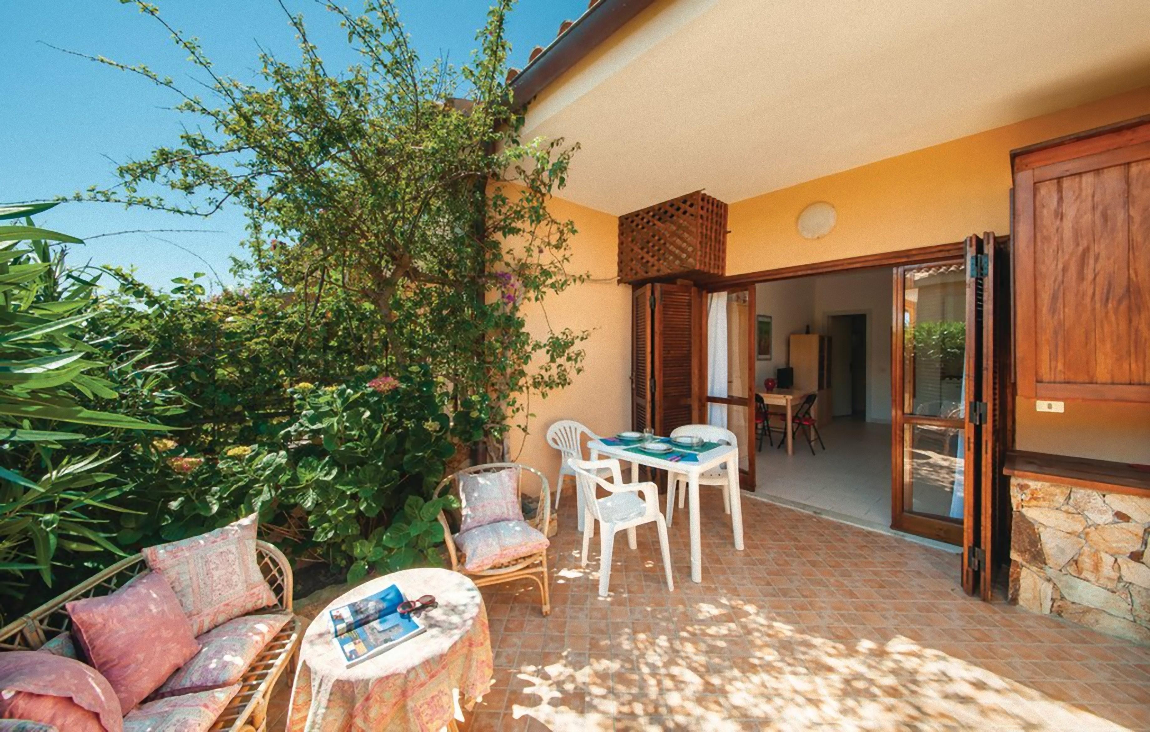 Baia De Bahas - Apartments & Resort Marinella  Exteriör bild