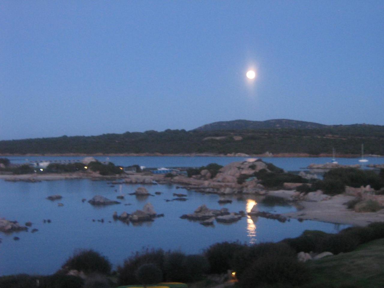 Baia De Bahas - Apartments & Resort Marinella  Exteriör bild