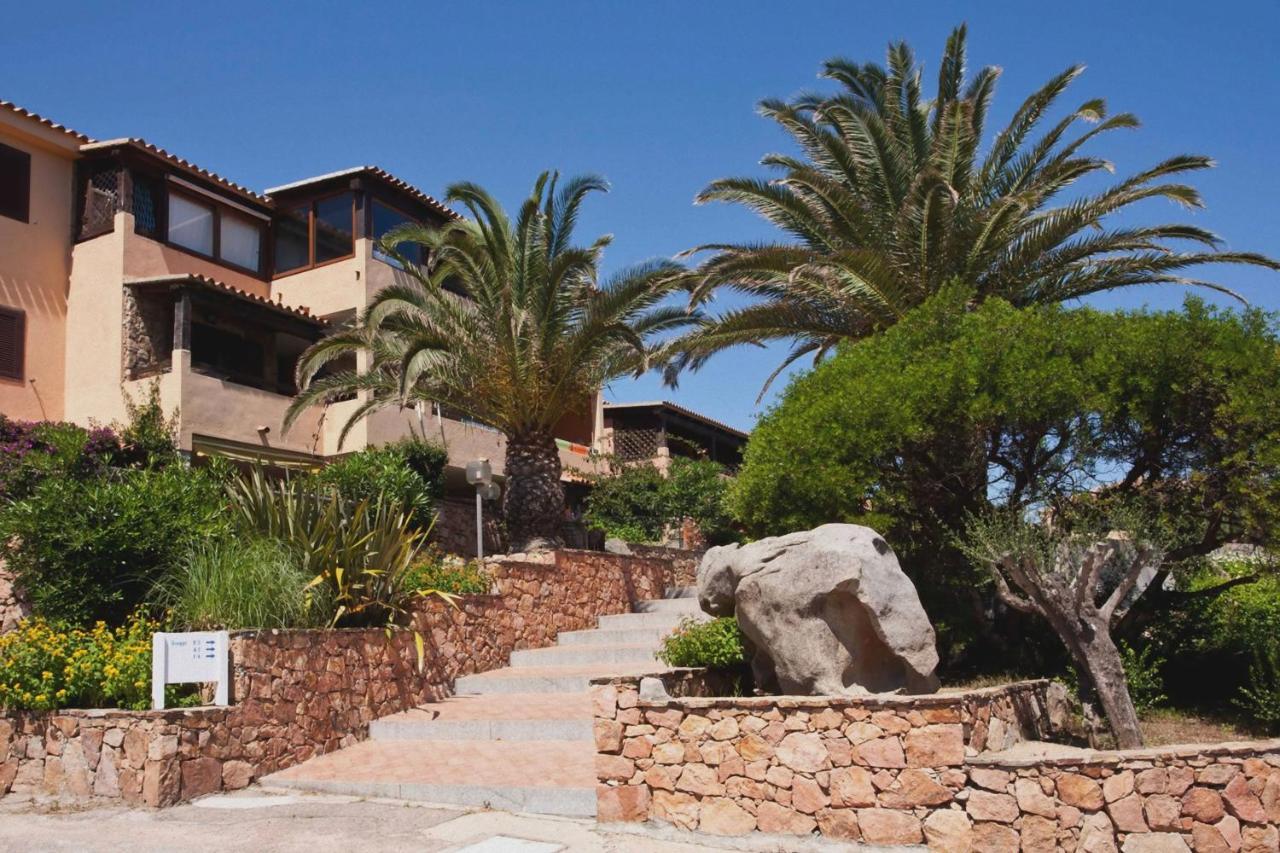 Baia De Bahas - Apartments & Resort Marinella  Exteriör bild